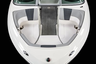 19 SSi Outboard - Bow Seating 