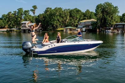 19 SSi Outboard - Family Lifestyle 