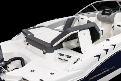 Chaparral 19 SSi OB sunpad converts into a port-facing chaise lounge. 