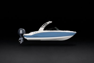 Chaparral 21 SSi OB outboard bowrider starboard profile. 