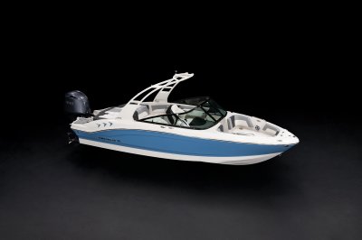 Chaparral 21 SSi OB front starboard overhead 