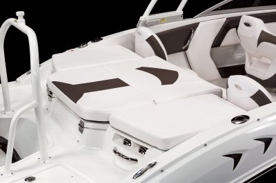 21 SSi Outboard Ski & Fish - 2022 Image Shown - 2023 Coming Soon 