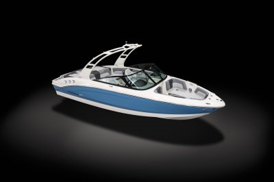 Chaparral 21 SSi front starboard overhead 