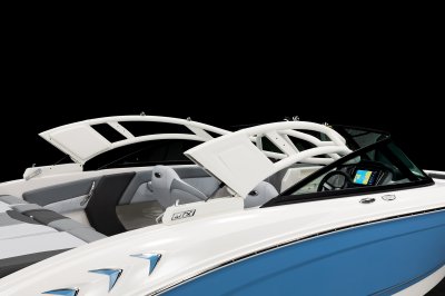 Chaparral 21 SSi MTX hardtop in lowered position. 