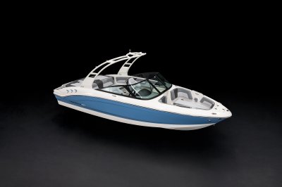 Chaparral 21 SSi front starboard overhead 