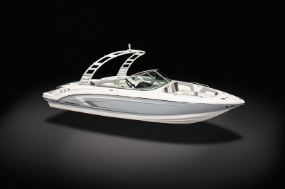 Chaparral 23 SSi front starboard overhead. 