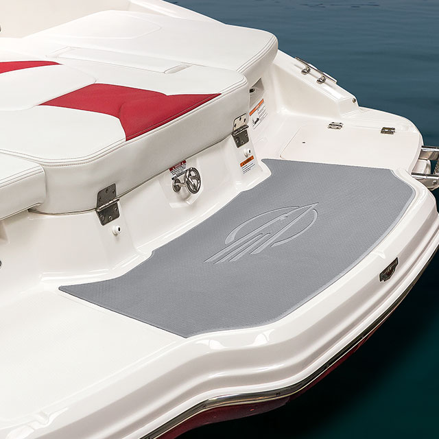 2017 Chaparral Boats 19 Builder