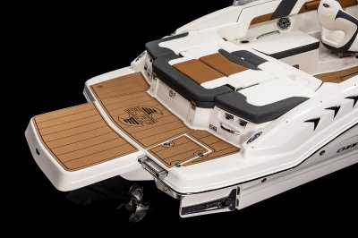 Chaparral GTS 3 swim platform with SeaDeck flooring and optional platform extension. 