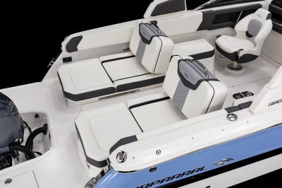 Chaparral 250 OSX lounge seats lean forward for aft-facing seating. 