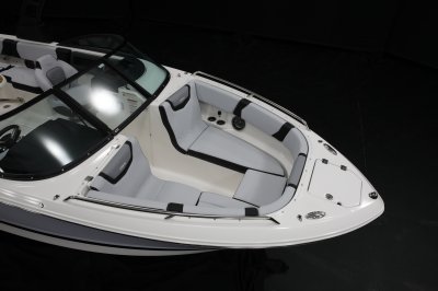 2027 250 OSX Bow Seating 