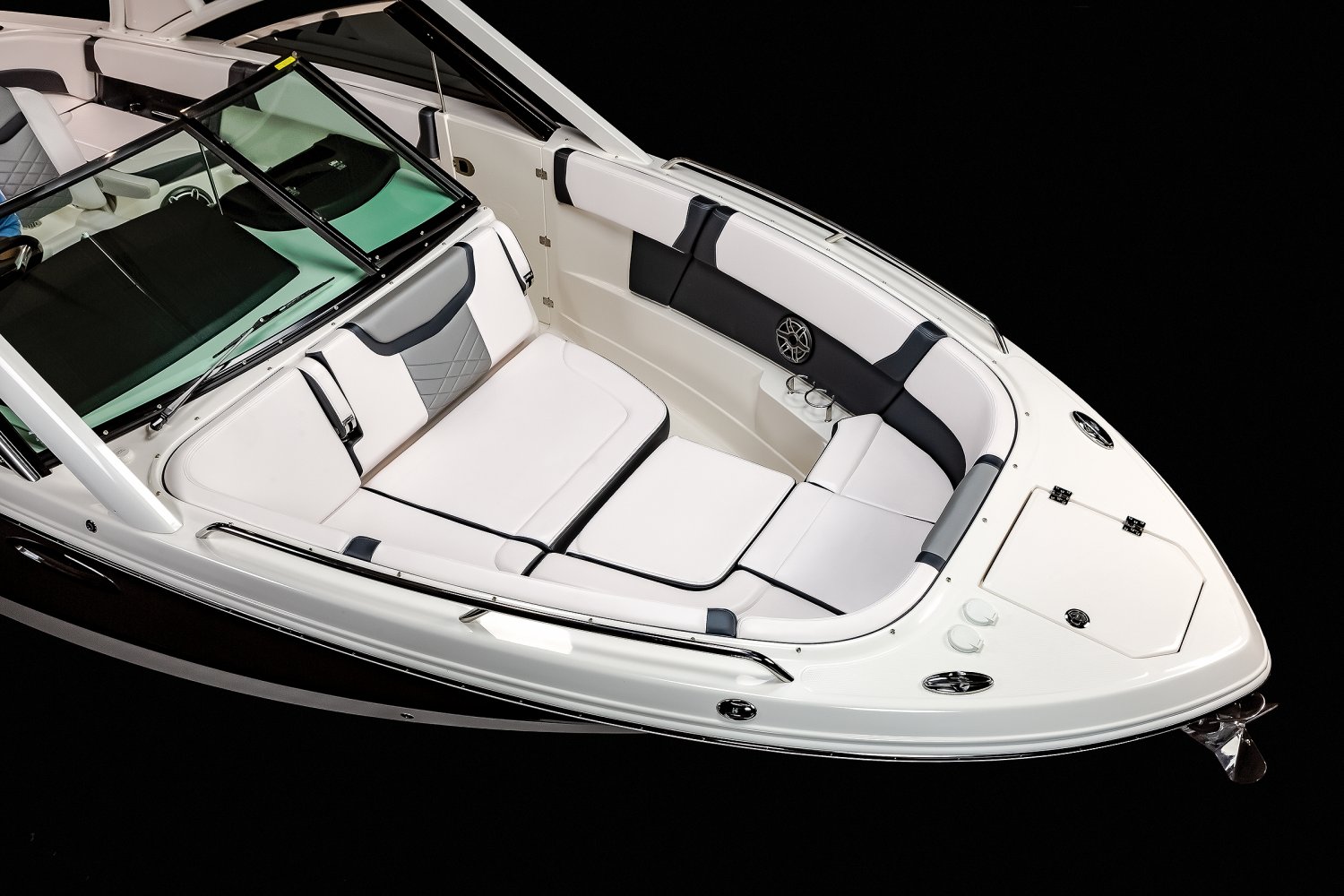 2022 280 OSX Sport Boat - Features