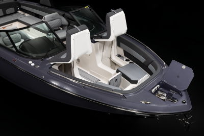 Chaparral SSX 30 3 large storage compartments and anchor locker on the foredeck. 