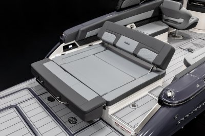 Chaparral SSX 30 rear bench folds to make wide aft-facing lounge. 