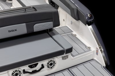 Chaparral SSX 30 transom walkthrough located on starboard side 