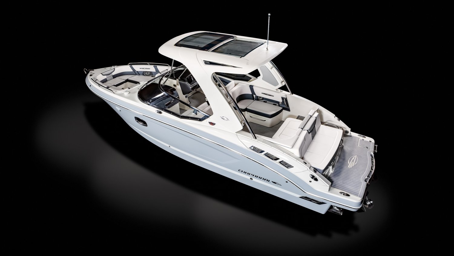 2022 317 SSX Sport Boat - Features