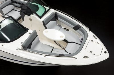 Chaparral SSX 4 bow table mounts near the deck and provides 2 cupholders 