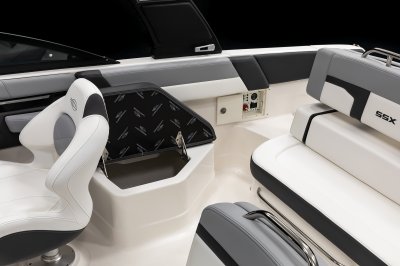 Chaparral SSX 4 starboard seat storage and batter switches 
