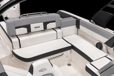 Chaparral SSX 4 OB function cockpit seating 