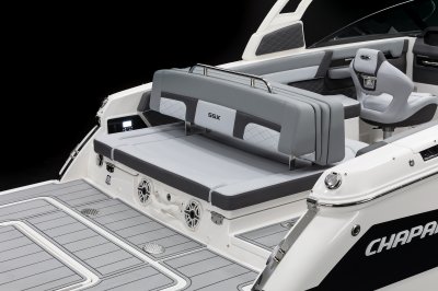 Chaparral SSX 6 back to back bench seats in cockpit and transom 