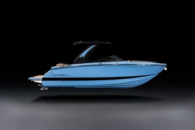 Chaparral SSX 8 sterndrive bowrider boat starboard profile 