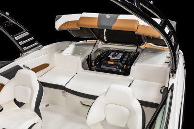 SURF-21-TransomEngineHatch-25 