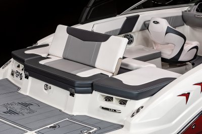 23 Surf - Transom Seat 