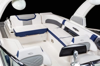 29 SURF - Cockpit Seating 