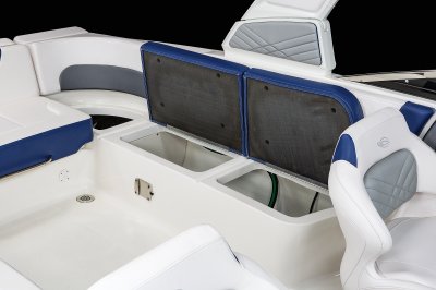 29 SURF - Cockpit Storage 
