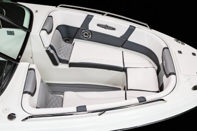 30 Surf  - Bow Seating 