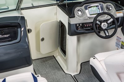 2430 Vortex VR - Helm Storage 