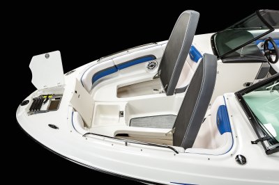2430 VRX - Bow Storage 