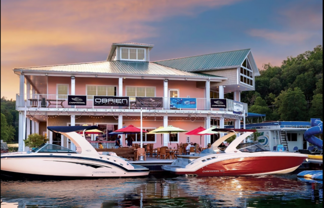 Aquaknox Marine of West Knoxville is a Chaparral Boats boat dealership located in Knoxville, TN