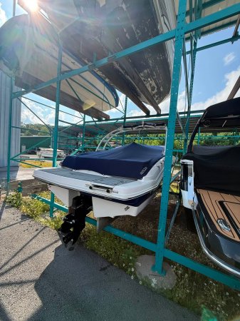 Pre-Owned 2022 Chaparral 23 SSI for sale